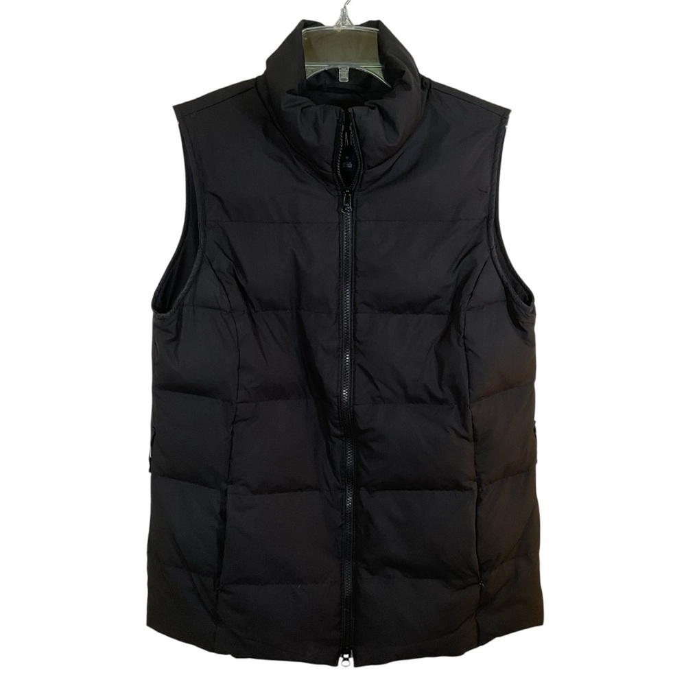 Gap Women’s Black 75% Down Puffer Vest.  Size M
